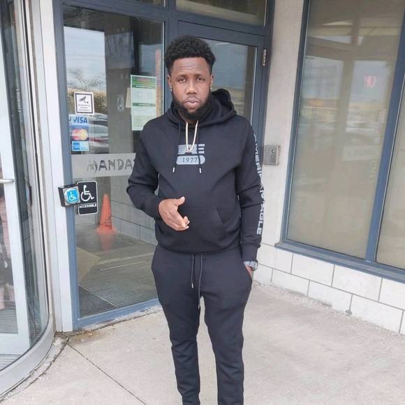 Meet your Posher, Norbert - Picture 1 of 1